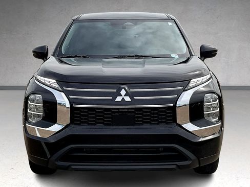 Used 2025 Mitsubishi Outlander ES AWD/4WD image 6