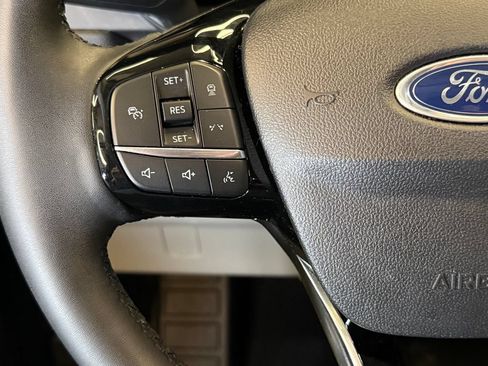 Used 2023 Ford Escape Active w/ Tech Pack #2 AWD/4WD image 11