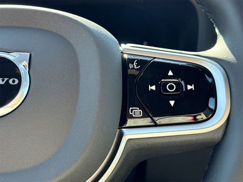 New 2026 Volvo XC60 B5 Core w/ Climate Package image 23