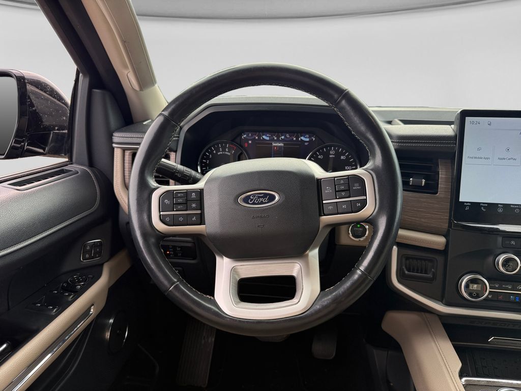 Used 2024 Ford Expedition Limited AWD/4WD image 15