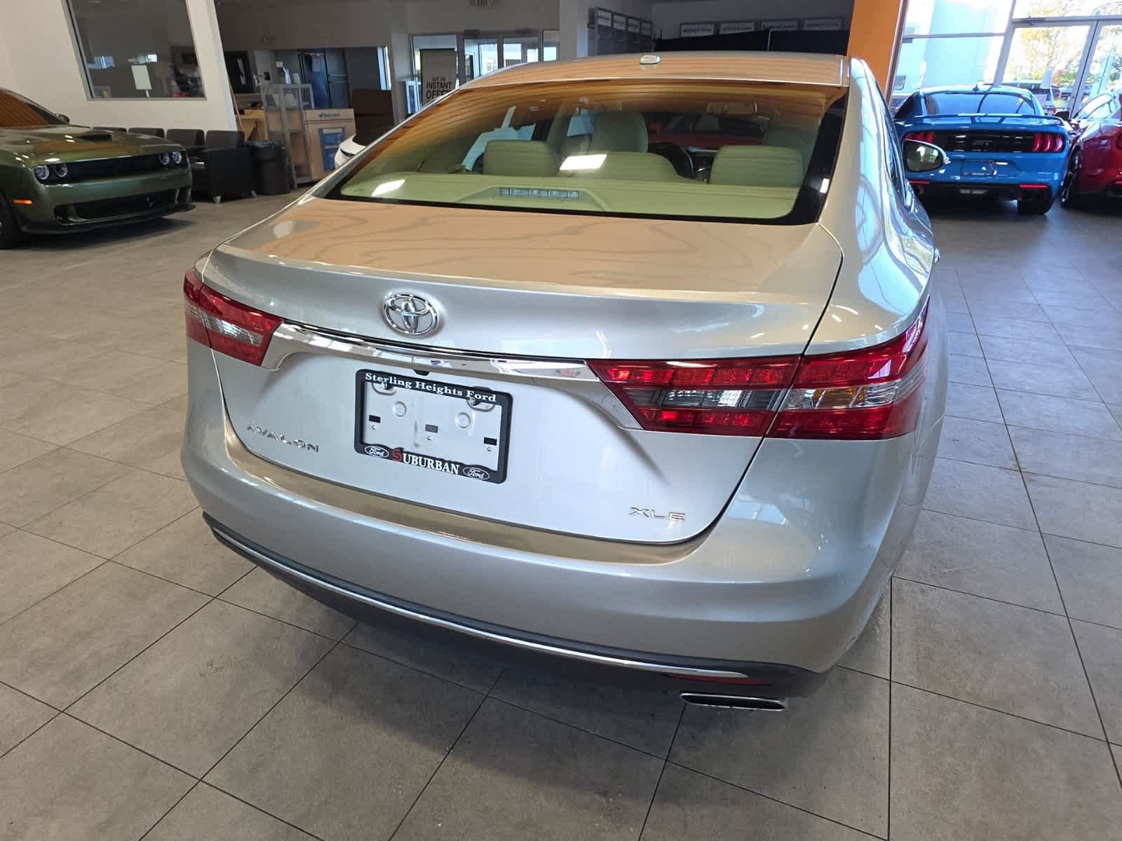 Used 2016 Toyota Avalon XLE Premium FWD image 8