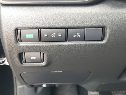 Used 2024 Nissan Sentra S FWD image 21