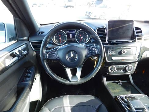 Used 2017 Mercedes-Benz GLE 350 4MATIC image 12