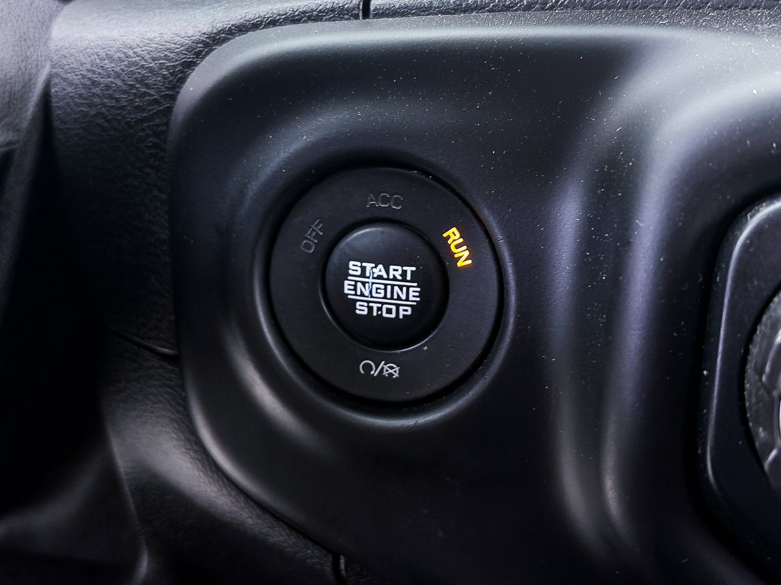 Used 2021 Jeep Wrangler Sport AWD/4WD image 26