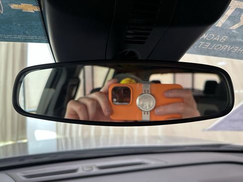 Certified 2025 Chevrolet Traverse LT w/ Sun and Wheel Package image 32