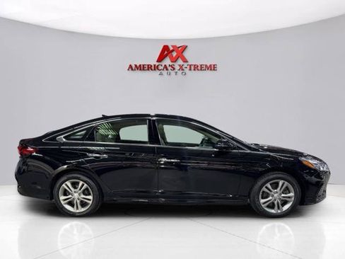Used 2019 Hyundai Sonata Limited w/ Ultimate Package 04 FWD image 9