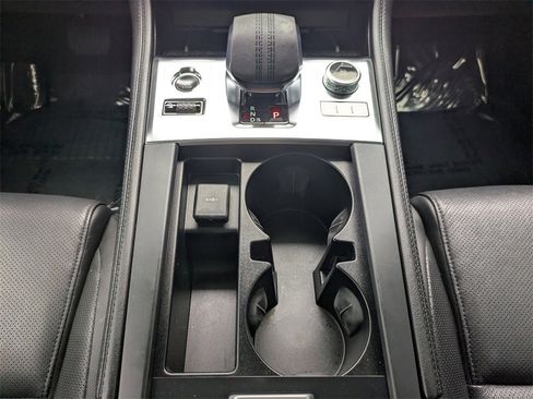 Used 2022 Jaguar F-PACE S image 20