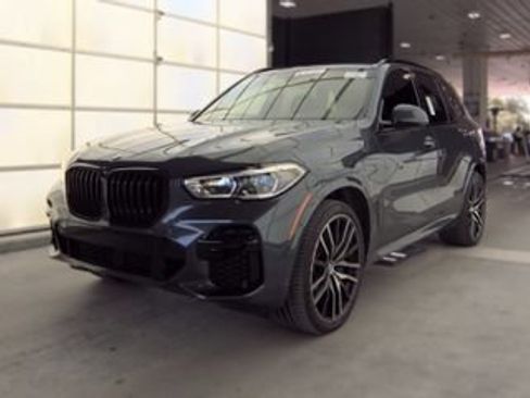 Used 2022 BMW X5 M50i w/ Executive Package AWD/4WD image 1