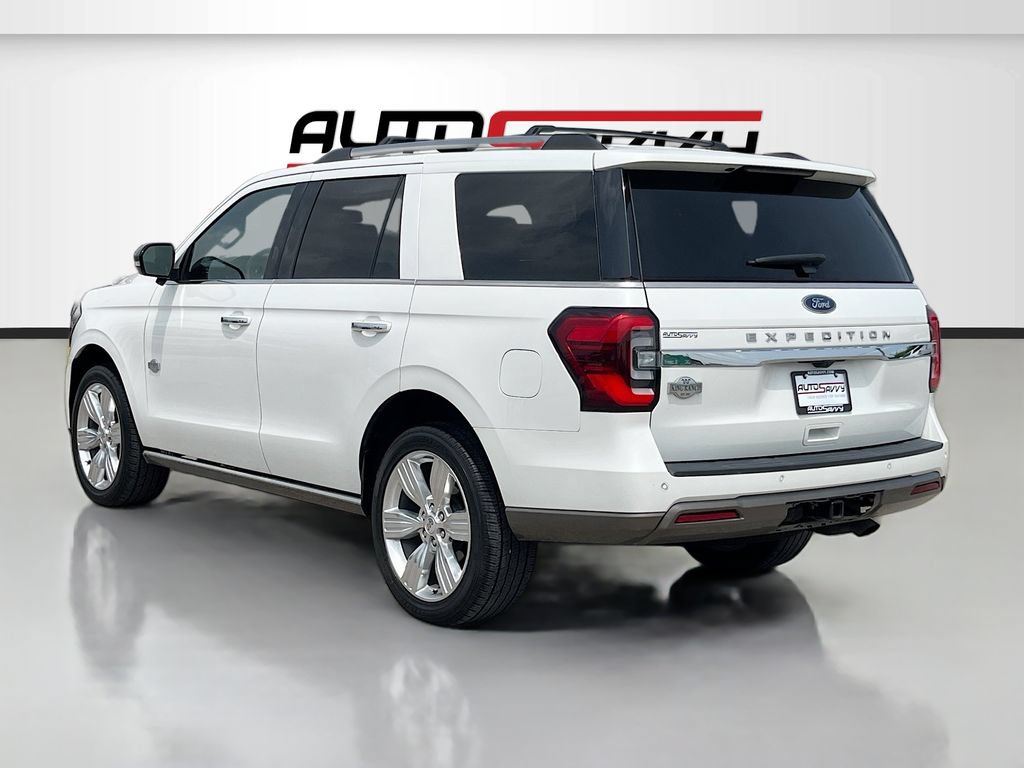 Used 2024 Ford Expedition King Ranch RWD image 5