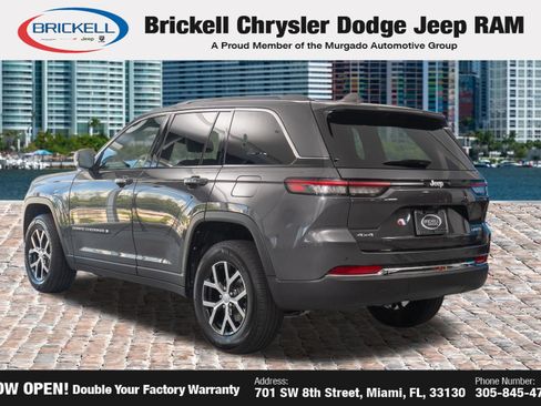 Used 2025 Jeep Grand Cherokee Limited AWD/4WD image 5