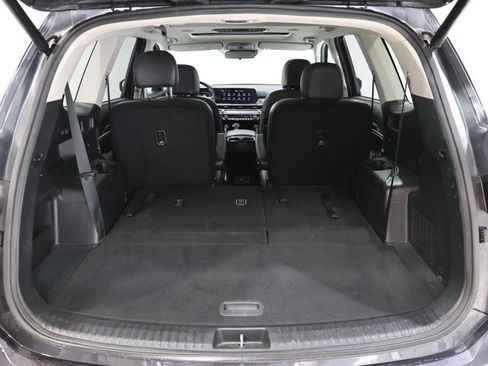 Used 2025 Kia Telluride S AWD/4WD image 37