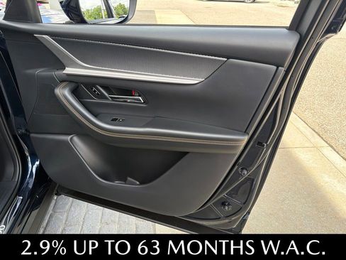 Used 2025 MAZDA CX-90 Plug-In Hybrid w/ Preferred AWD/4WD image 19