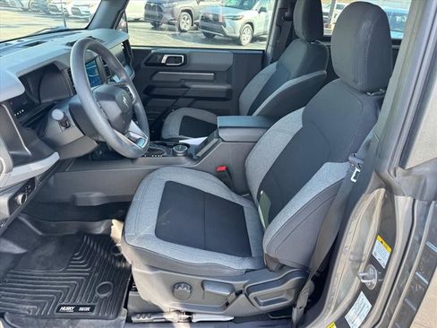 Used 2023 Ford Bronco 2-Door image 9