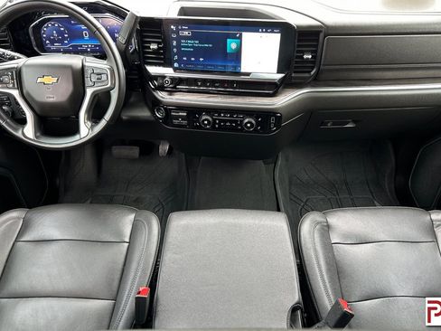Certified 2024 Chevrolet Silverado 2500 LTZ image 16