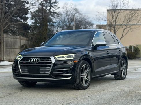Used 2019 Audi SQ5 Prestige w/ Prestige Package image 3