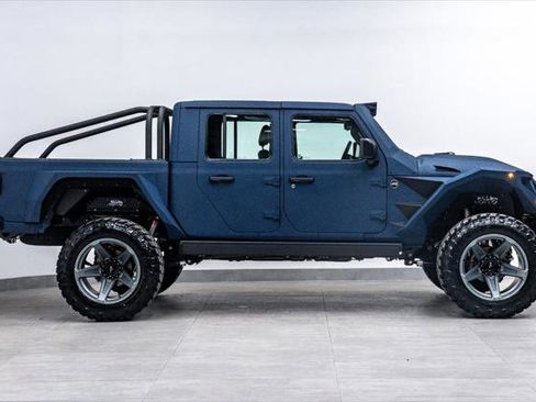 Used 2026 Jeep Gladiator Sport AWD/4WD image 5