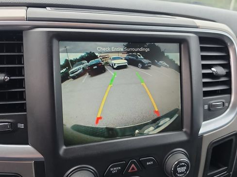 Used 2017 RAM 1500 Big Horn RWD image 19