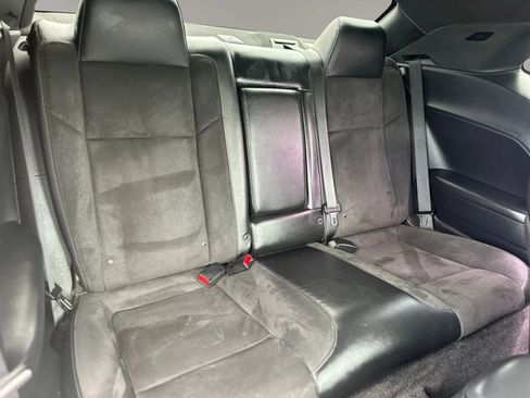 Used 2015 Dodge Challenger R/T Scat Pack w/ Leather Interior Group RWD image 13