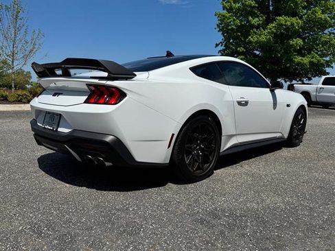 Used 2025 Ford Mustang GT w/ GT Performance Package image 3