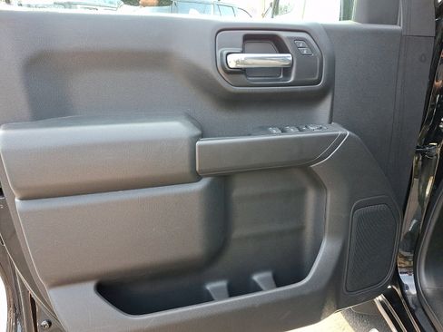 Certified 2022 Chevrolet Silverado 1500 Custom AWD/4WD image 13