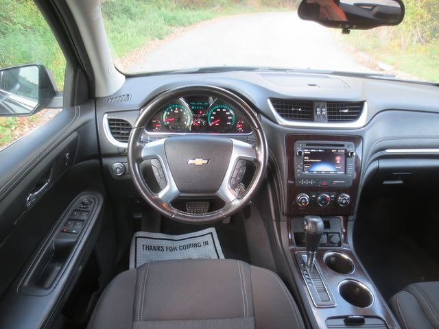 Used 2017 Chevrolet Traverse LT AWD/4WD image 9