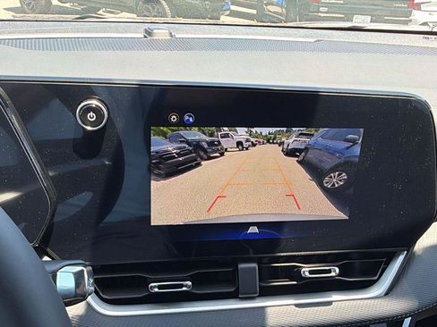 New 2026 Chevrolet Equinox LT FWD image 24