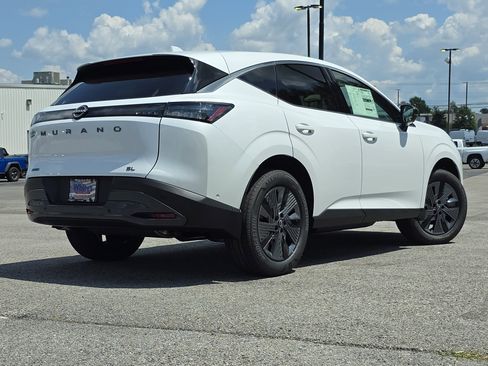 New 2025 Nissan Murano SL image 17
