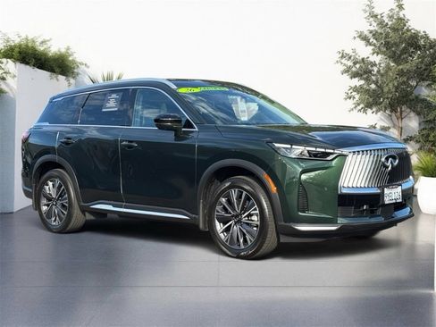 Certified 2026 INFINITI QX60 Luxe w/ Cargo Package FWD image 1