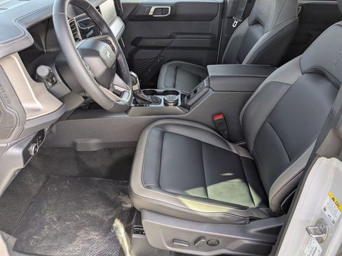 New 2026 Ford Bronco Outer Banks AWD/4WD image 16