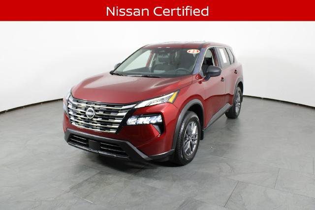 Certified 2025 Nissan Rogue S FWD image 2
