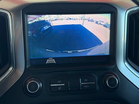 Used 2020 Chevrolet Silverado 1500 LT RWD image 28
