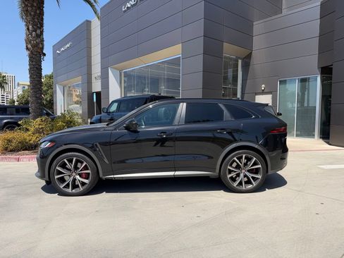 Used 2021 Jaguar F-PACE SVR AWD/4WD image 3