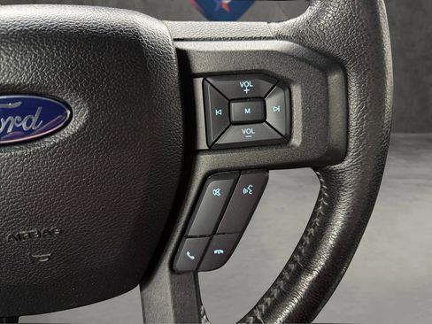 Used 2016 Ford F150 XLT w/ Equipment Group 302A Luxury image 23