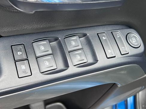 Used 2018 Chevrolet Silverado 1500 LT w/ All Star Edition AWD/4WD image 16