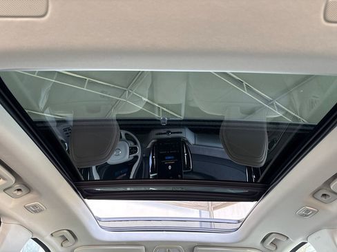 New 2026 Volvo XC90 T8 Ultra image 19