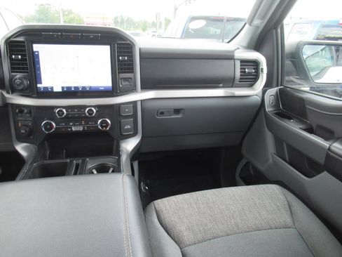 Used 2022 Ford F150 XLT w/ Equipment Group 302A High AWD/4WD image 14