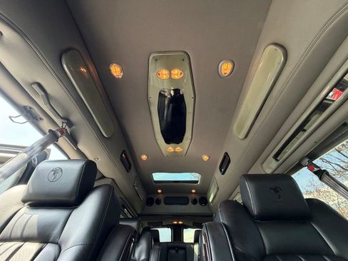 Used 2014 Chevrolet Express 2500 Extended image 22