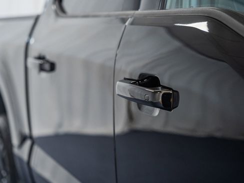 Certified 2023 Ford F150 Lariat w/ Equipment Group 502A High image 18