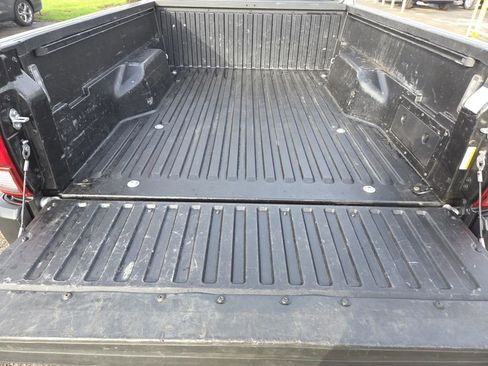 Used 2021 Toyota Tacoma SR AWD/4WD image 18