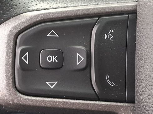 Used 2024 RAM 2500 Tradesman w/ Chrome Appearance Group image 20