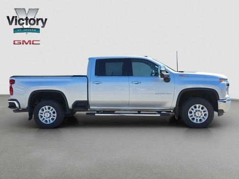 Used 2023 Chevrolet Silverado 2500 LTZ w/ LTZ Plus Package AWD/4WD image 19