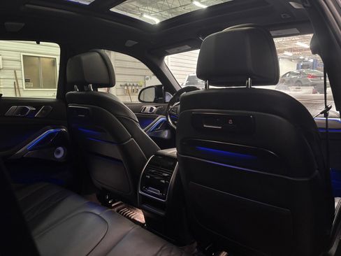 Used 2021 BMW X6 M50i w/ Executive Package AWD/4WD image 31