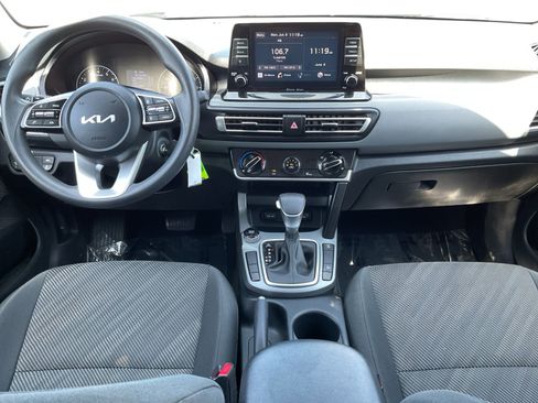 Used 2022 Kia Seltos LX AWD/4WD image 10
