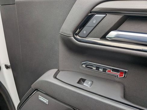 Used 2023 GMC Sierra 1500 AT4 w/ AT4 Preferred Package image 27