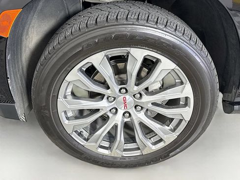 Used 2024 GMC Yukon Denali w/ Denali Reserve Package AWD/4WD image 33
