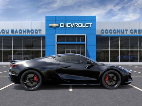 New 2026 Chevrolet Corvette E-Ray image 5