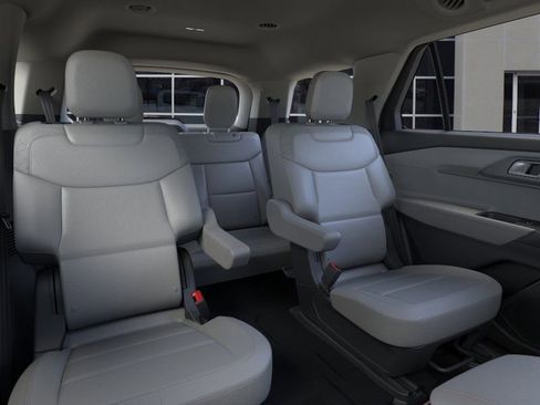 New 2026 Ford Explorer Active image 11