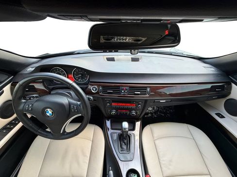 Used 2011 BMW 328i Convertible RWD image 12