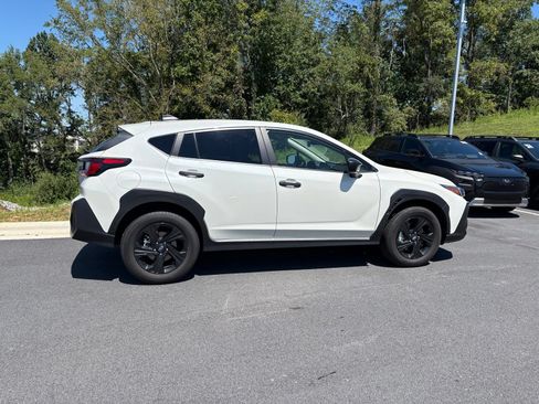 Certified 2024 Subaru Crosstrek 2.0i AWD/4WD image 8