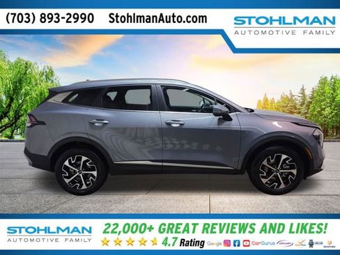Used 2023 Kia Sportage EX AWD/4WD image 3